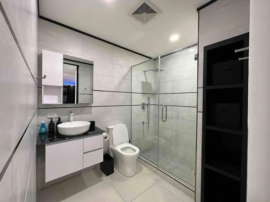 Luxury Condo - Pool In Kingston G28 Apartment